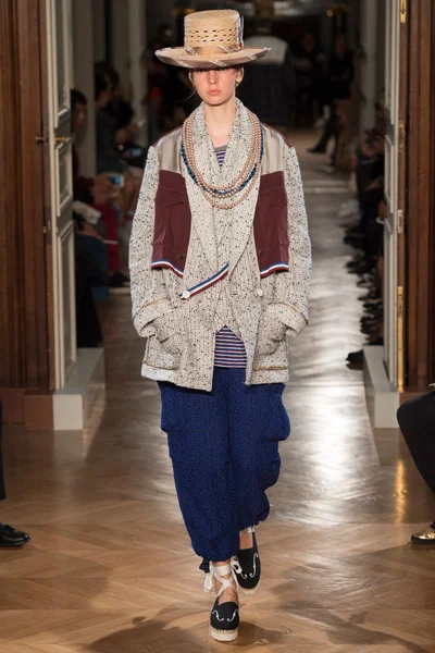 Look 13